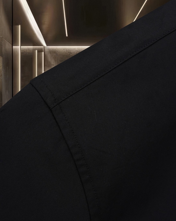 ブランドシャツ角部分ディテール